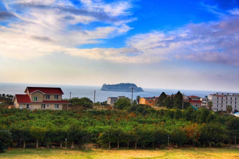 Jeju Land Pension Seogwipo Bagian luar foto